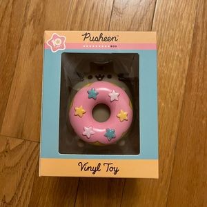 Pusheen Box 2021 RARE Collectors Item Pusheen Figurine New In Box